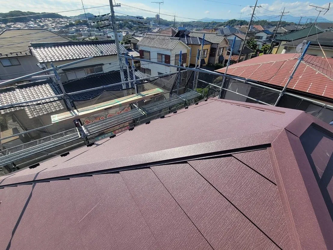 八王子市にて、外壁塗装・屋根カバー工事を行いました！